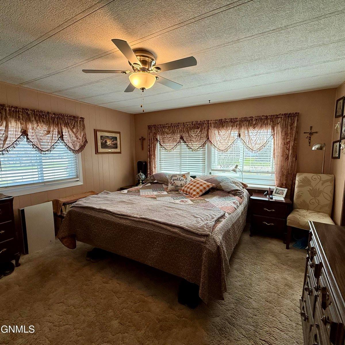 4007 2nd Avenue East, Williston, ND 58801