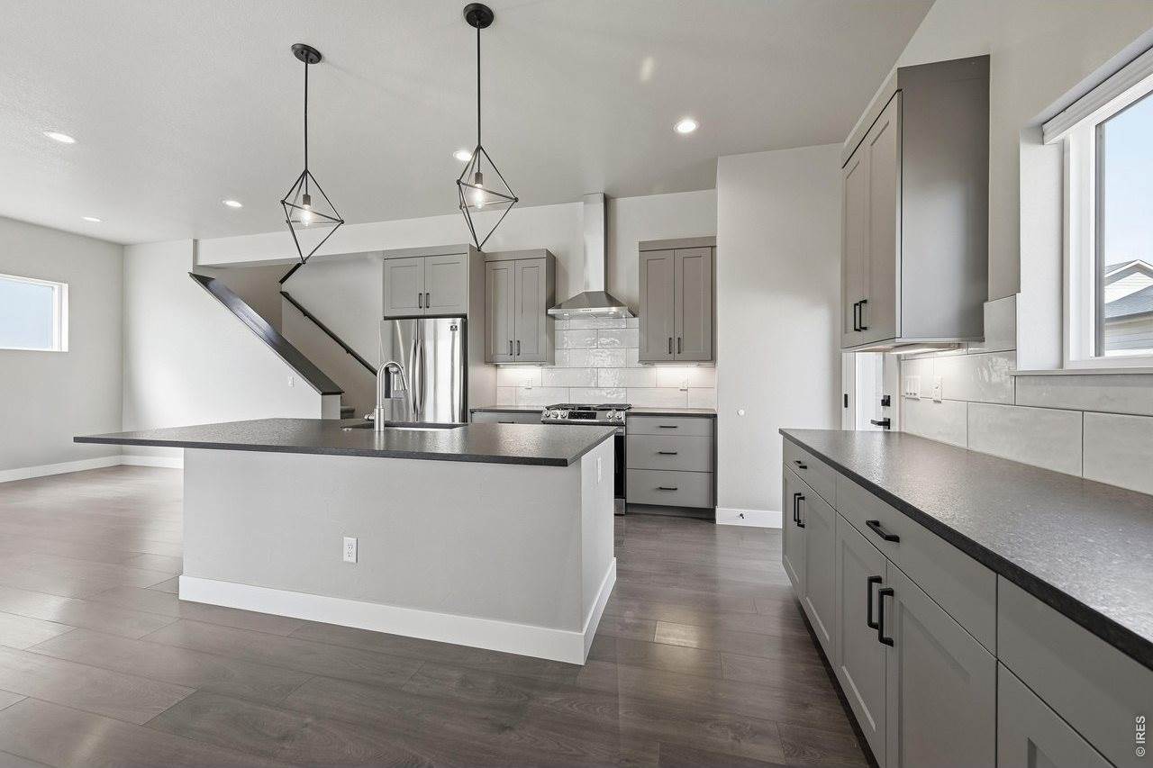 5197 School House Dr, Timnath, CO 80547