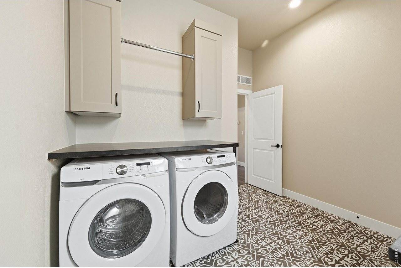 5197 School House Dr, Timnath, CO 80547