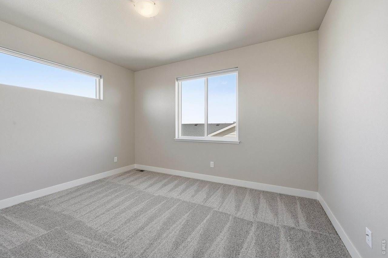 5197 School House Dr, Timnath, CO 80547