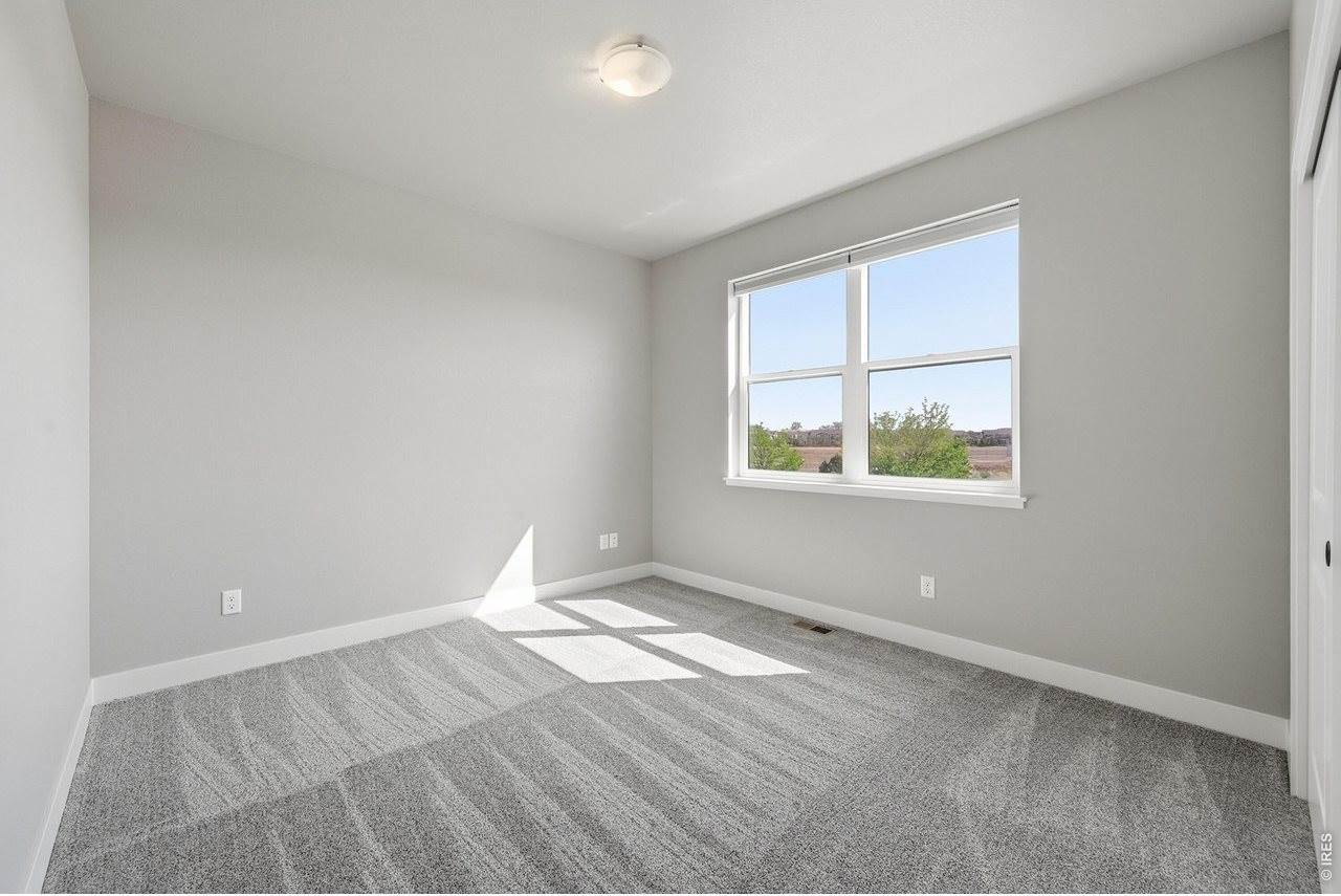 5197 School House Dr, Timnath, CO 80547