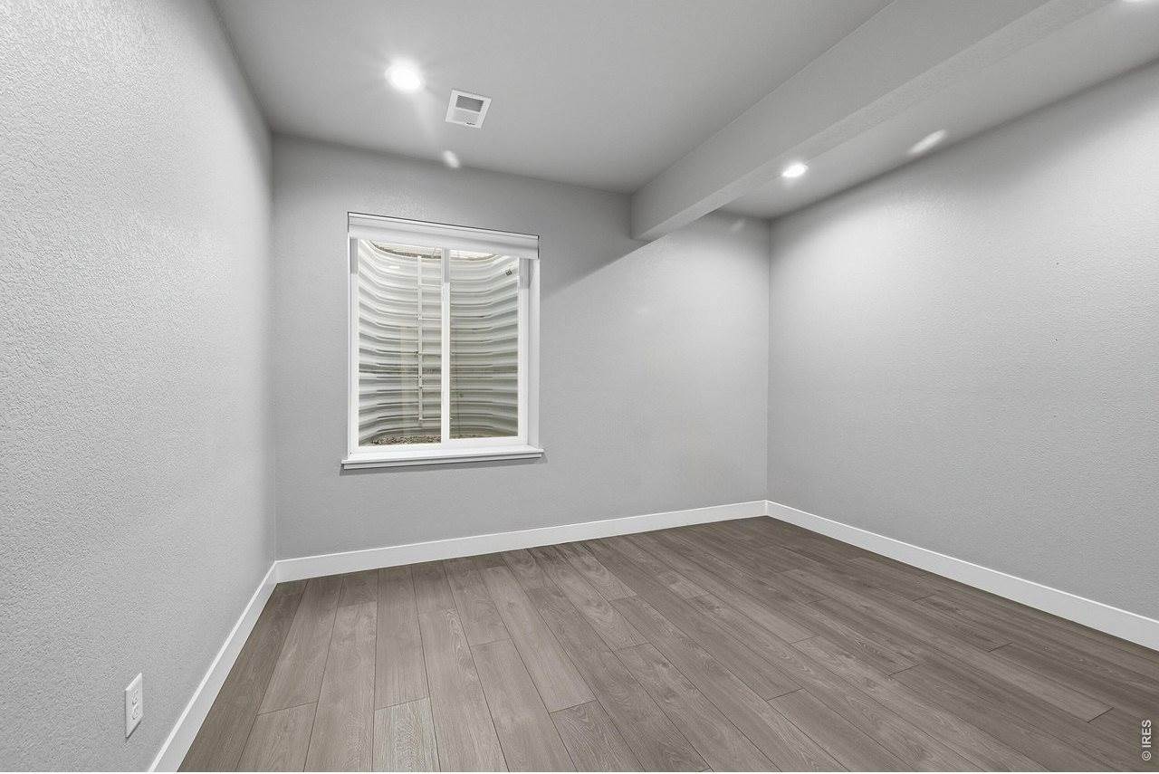 5197 School House Dr, Timnath, CO 80547