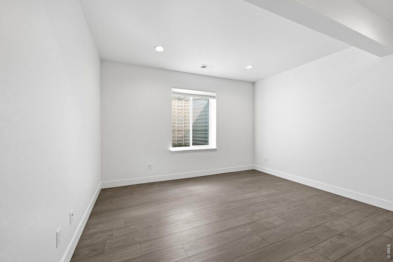 5197 School House Dr, Timnath, CO 80547