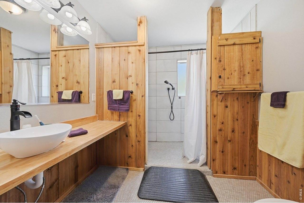 338 Hawthorne Ave, Johnstown, CO 80534