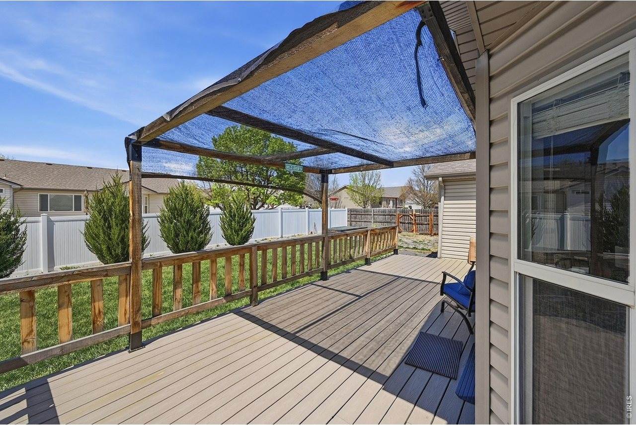 338 Hawthorne Ave, Johnstown, CO 80534