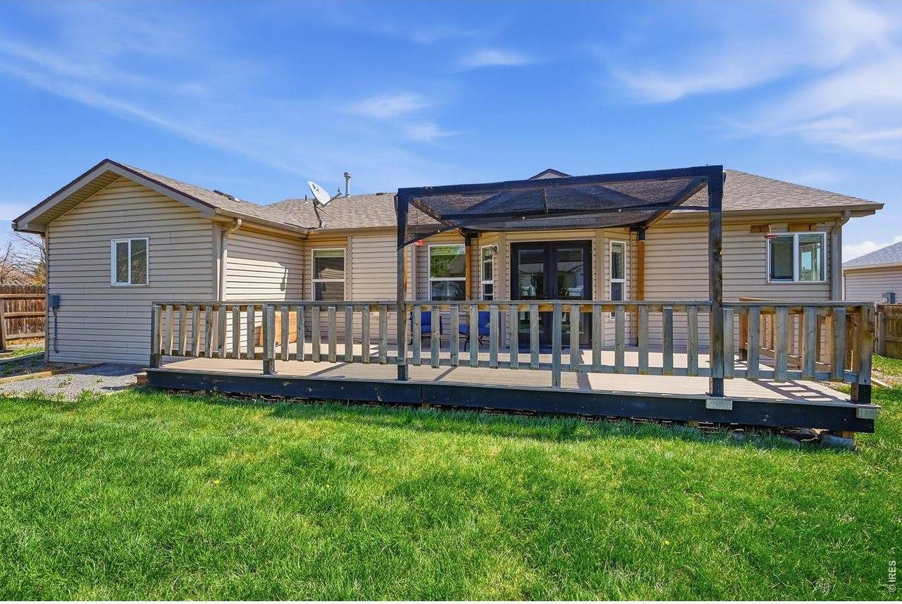 338 Hawthorne Ave, Johnstown, CO 80534