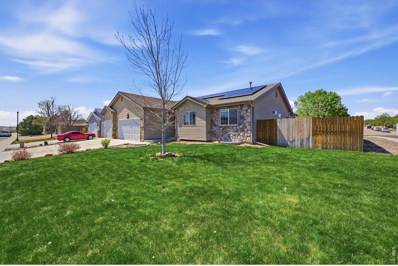 338 Hawthorne Ave, Johnstown, CO 80534