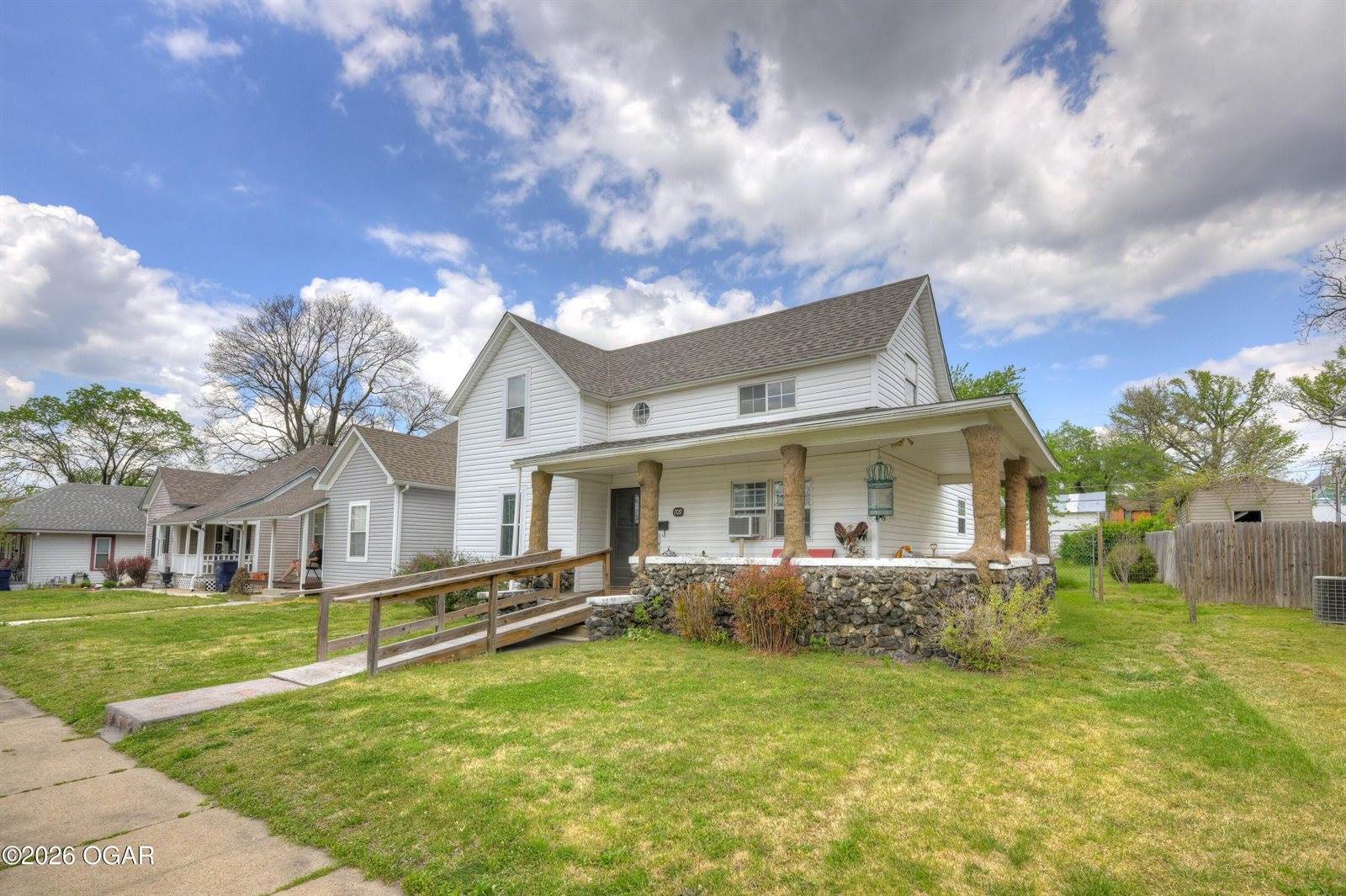 709 West 2nd Street, Webb City, MO 64870