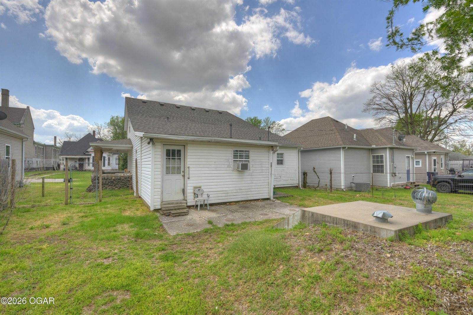 709 West 2nd Street, Webb City, MO 64870