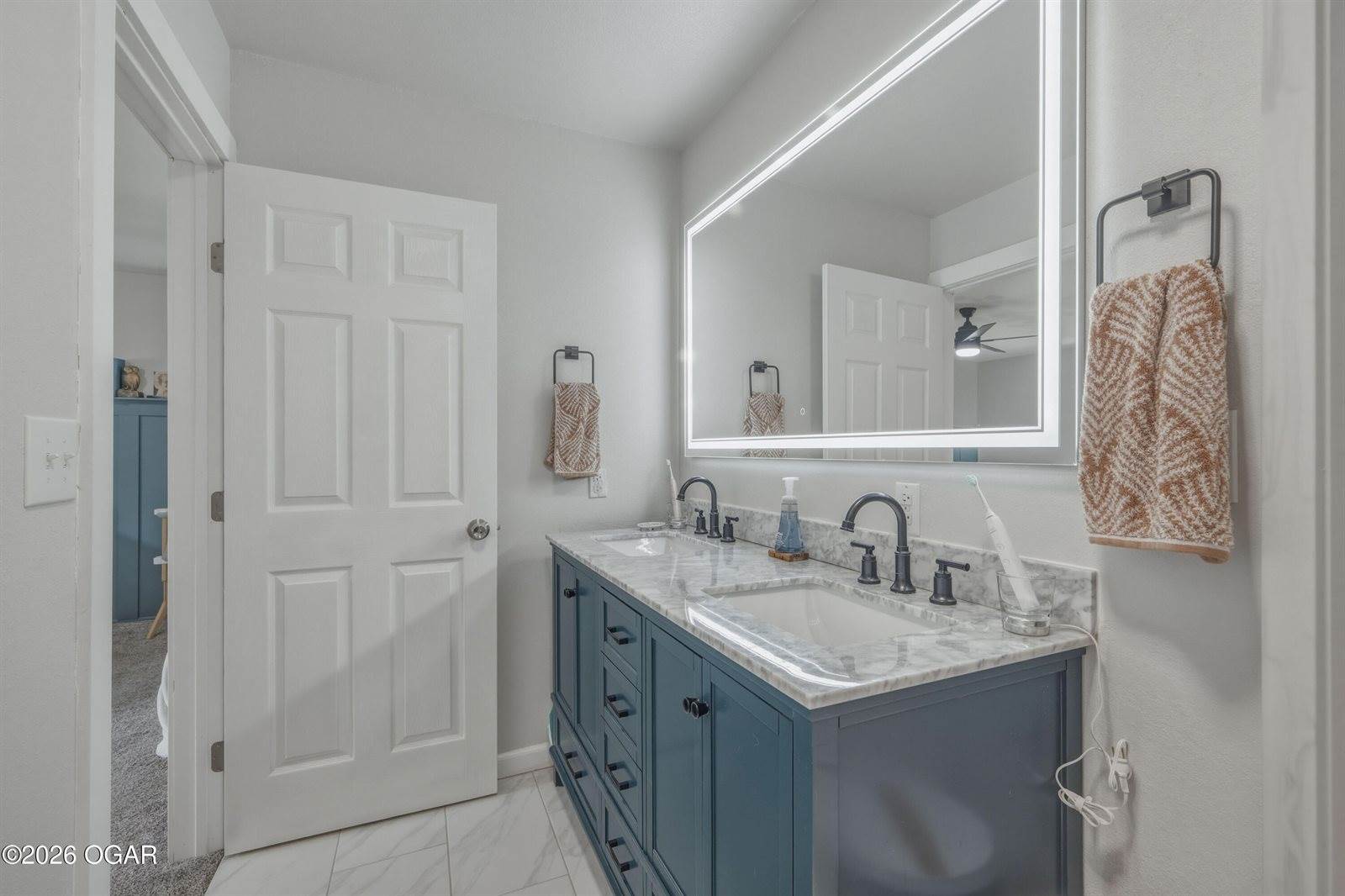 2808 Illinois Avenue, Joplin, MO 64804