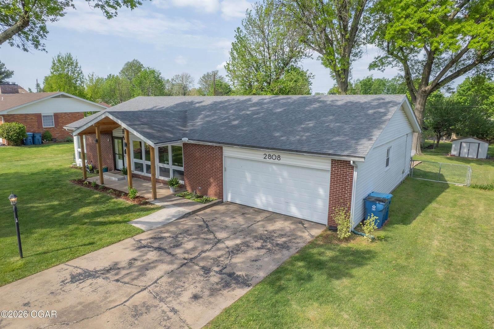 2808 Illinois Avenue, Joplin, MO 64804