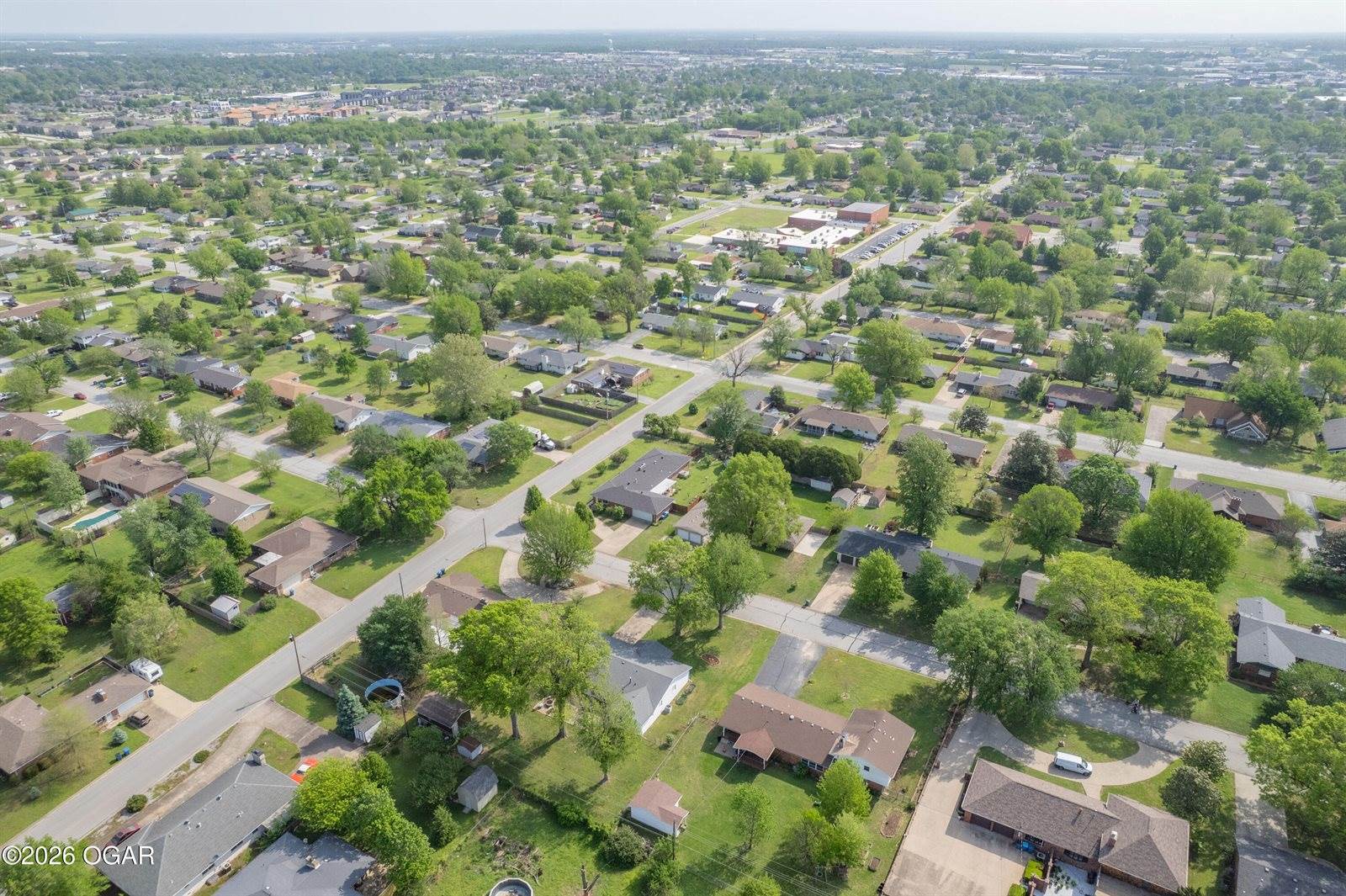 2808 Illinois Avenue, Joplin, MO 64804