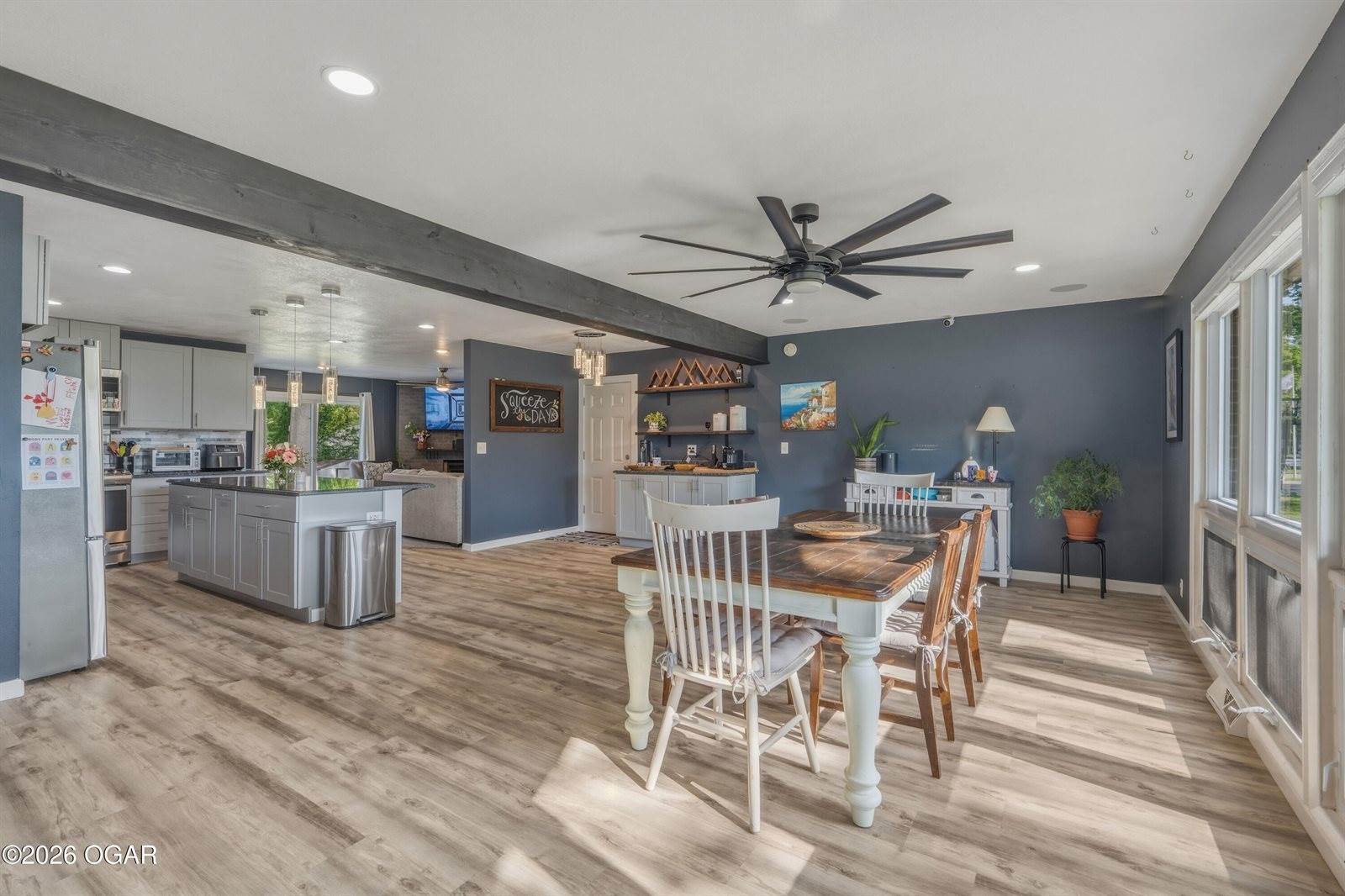 2808 Illinois Avenue, Joplin, MO 64804