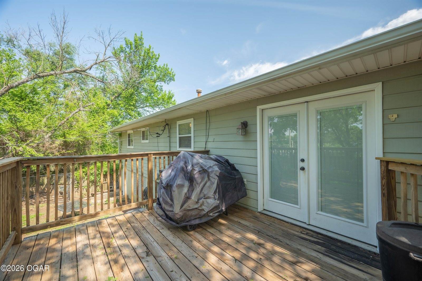 1626 Jefferson Circle, Webb City, MO 64870