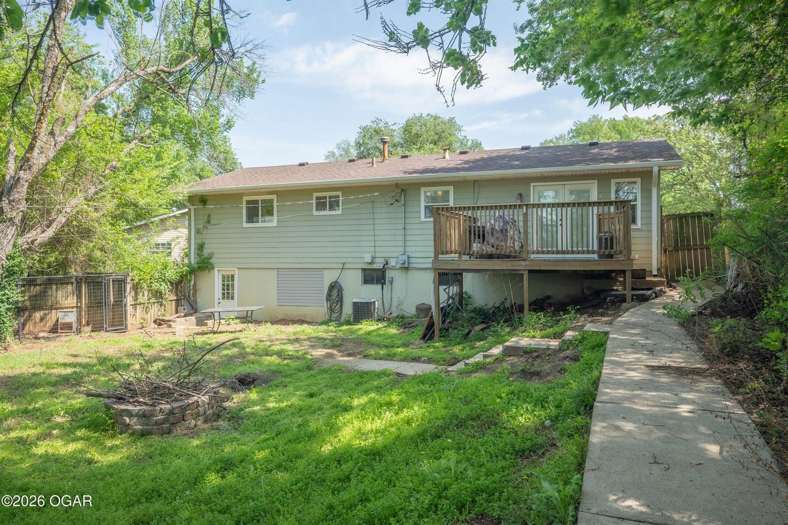 1626 Jefferson Circle, Webb City, MO 64870
