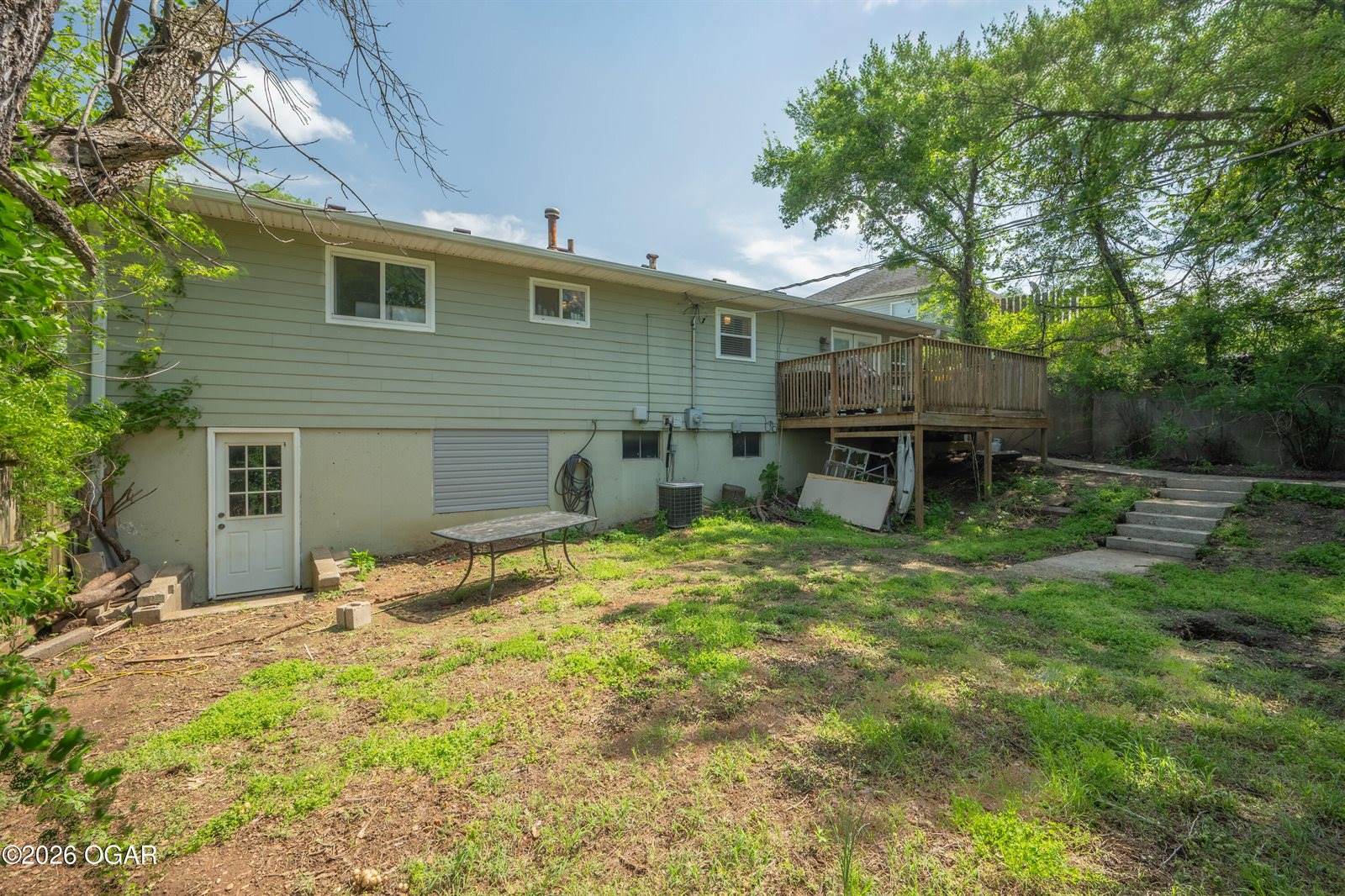 1626 Jefferson Circle, Webb City, MO 64870