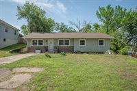 1626 Jefferson Circle, Webb City, MO 64870