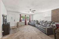 1626 Jefferson Circle, Webb City, MO 64870