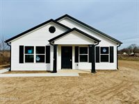 415 South Jefferson Street, Carterville, MO 64835