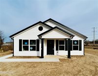 415 South Jefferson Street, Carterville, MO 64835