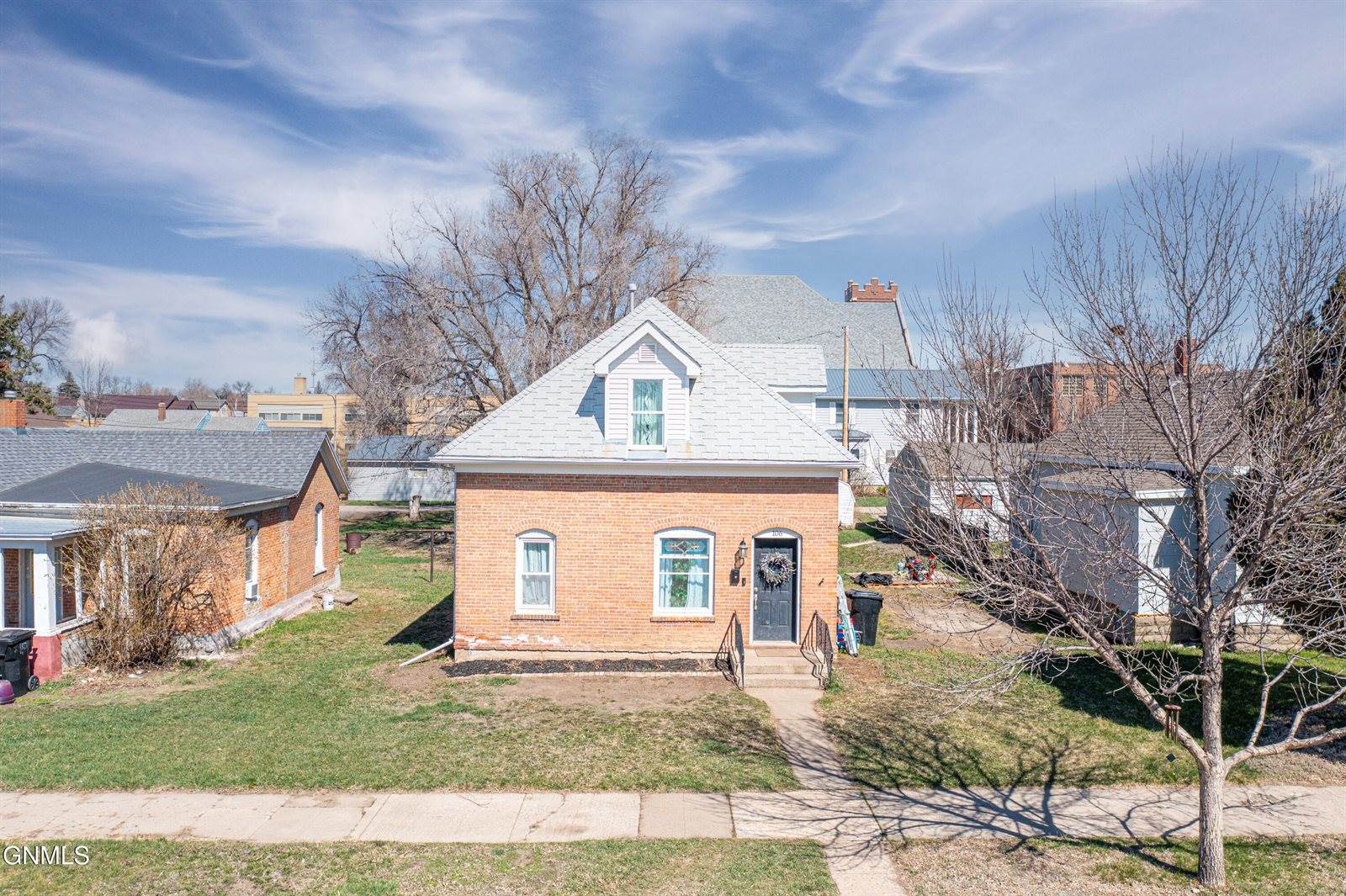 106 5th Street West, Williston, ND 58801