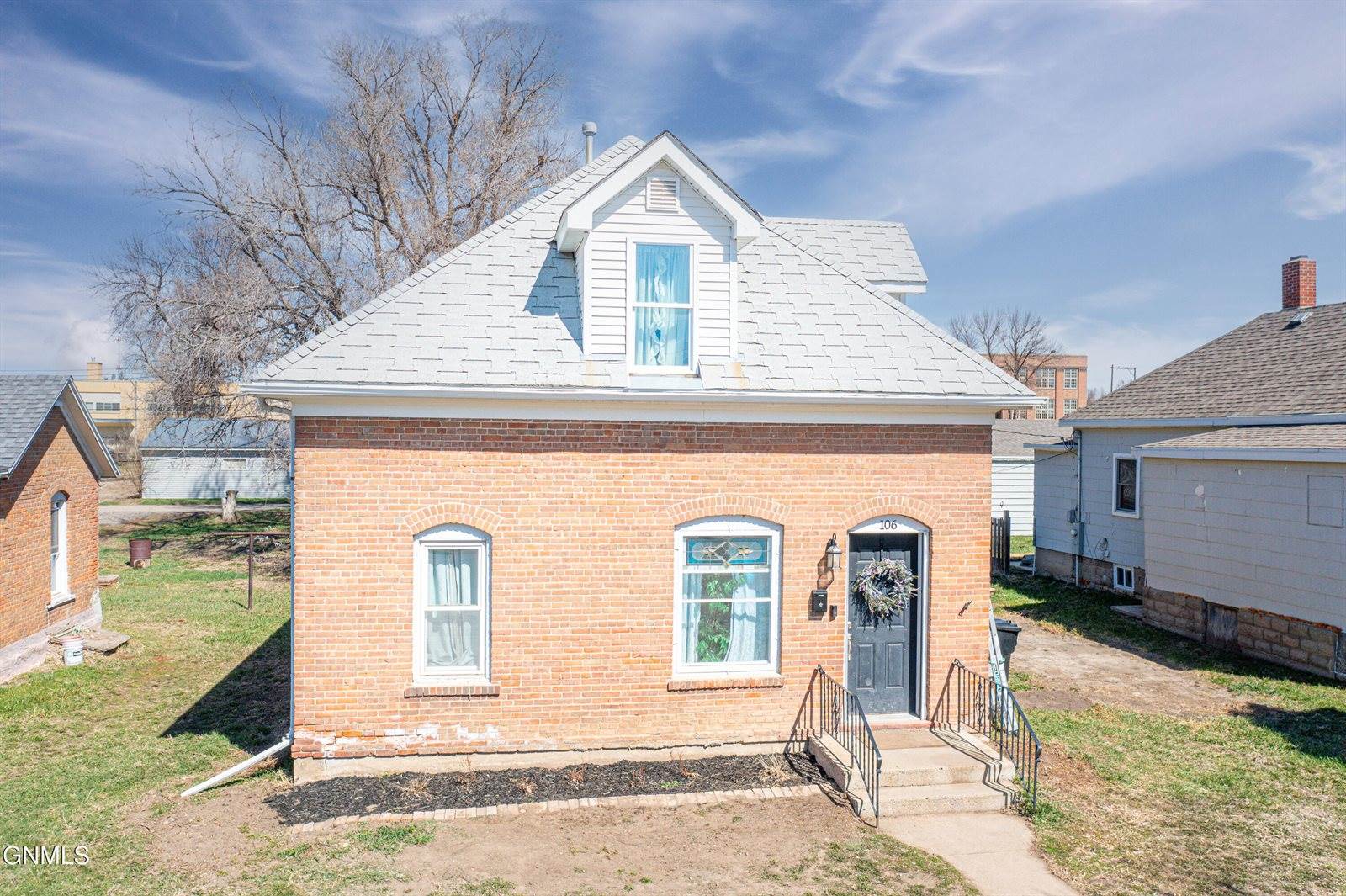 106 5th Street West, Williston, ND 58801