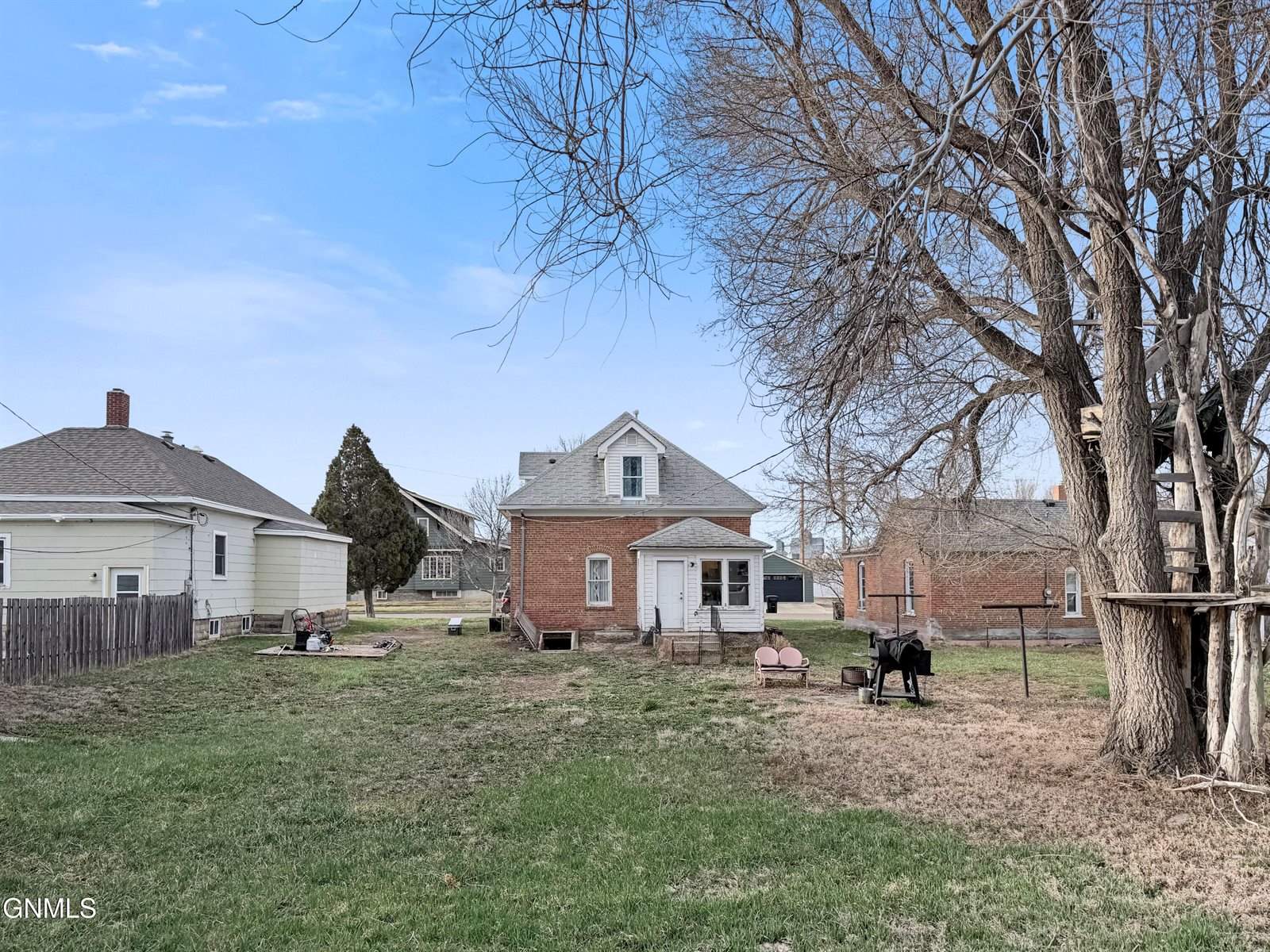 106 5th Street West, Williston, ND 58801