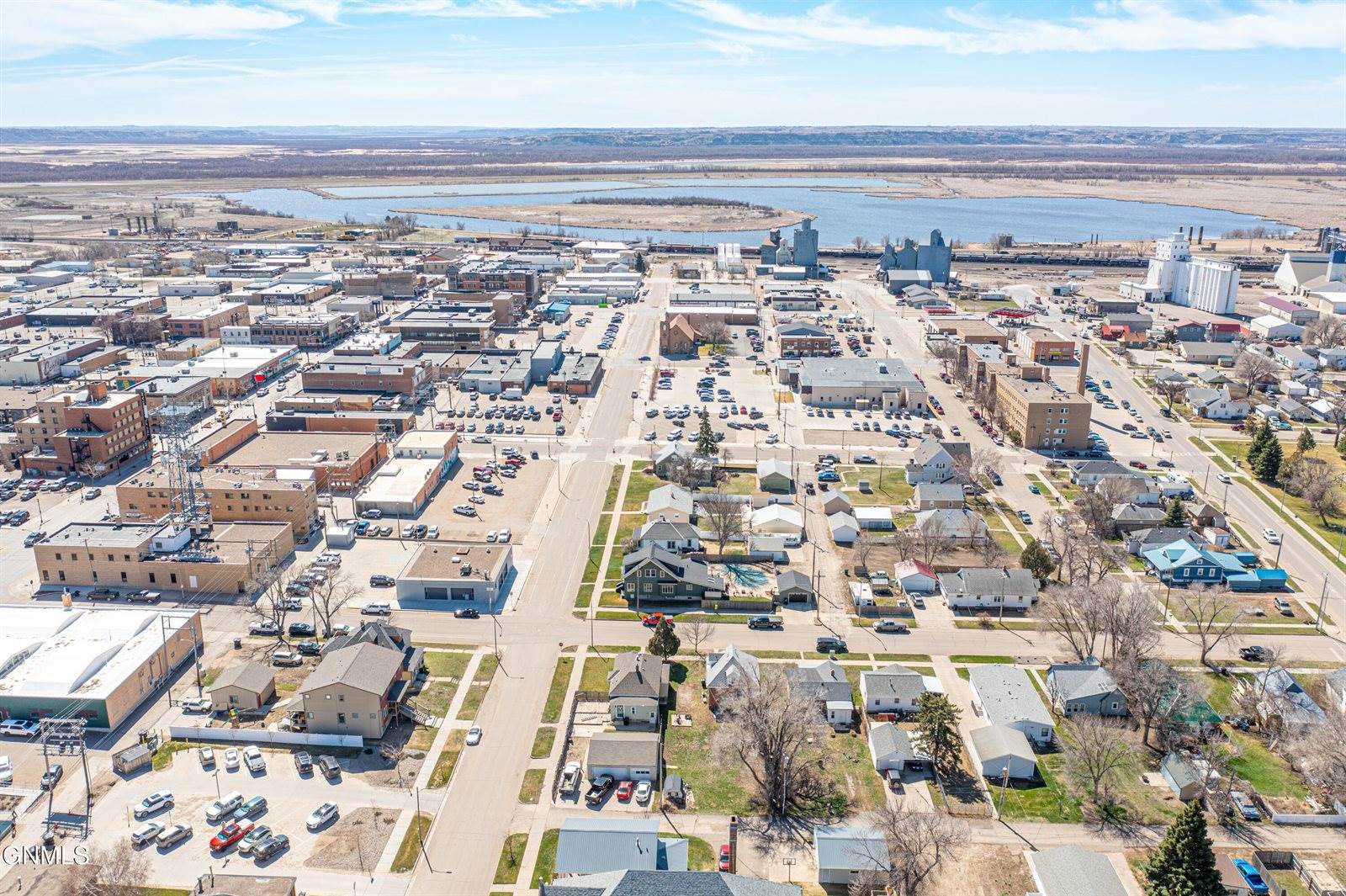 106 5th Street West, Williston, ND 58801