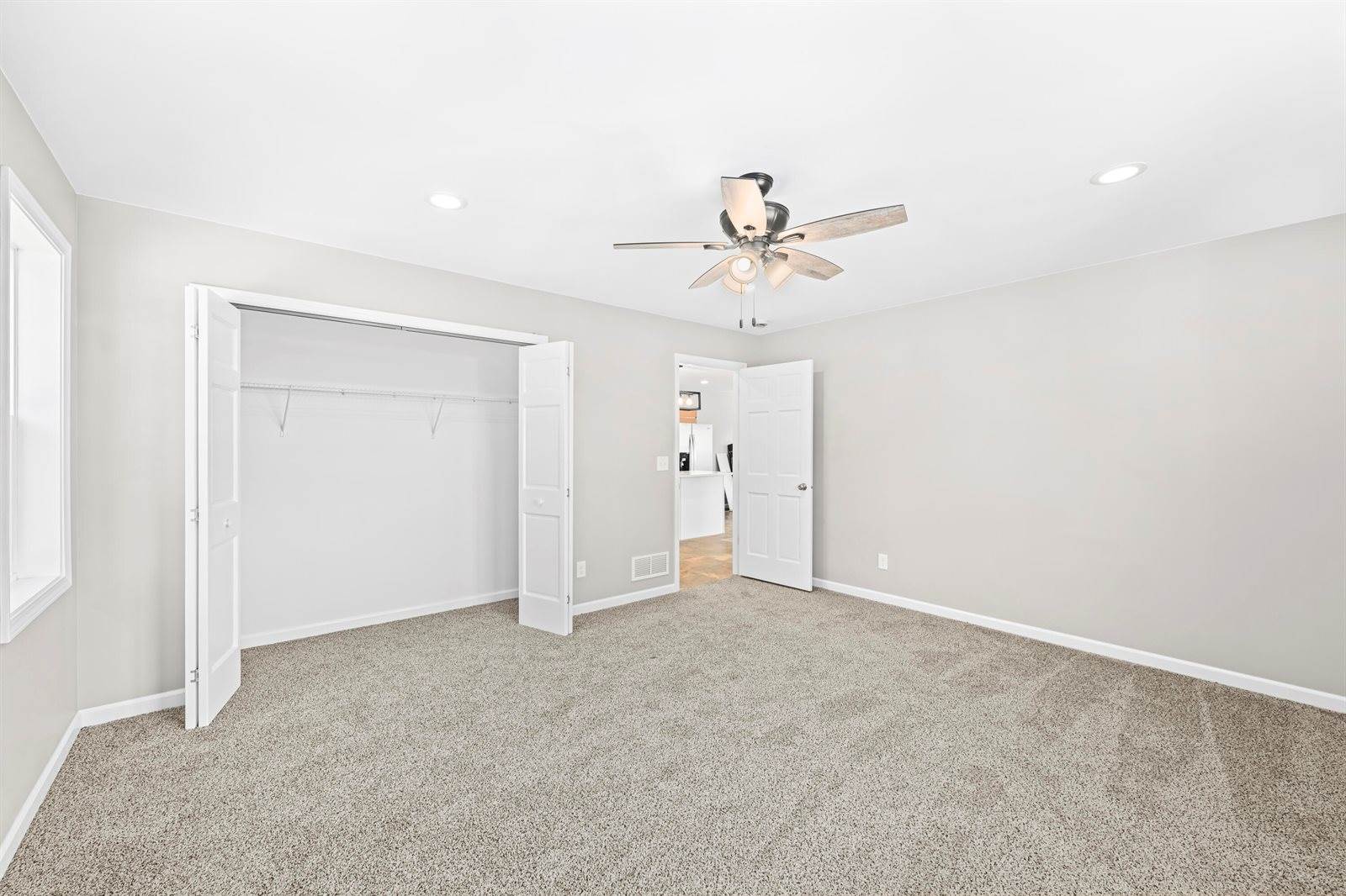 N7437 Grand View Dr, Whitewater, WI 53190