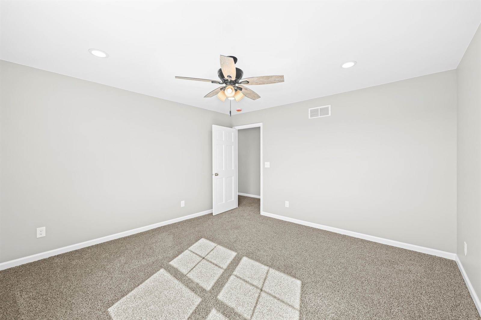 N7437 Grand View Dr, Whitewater, WI 53190