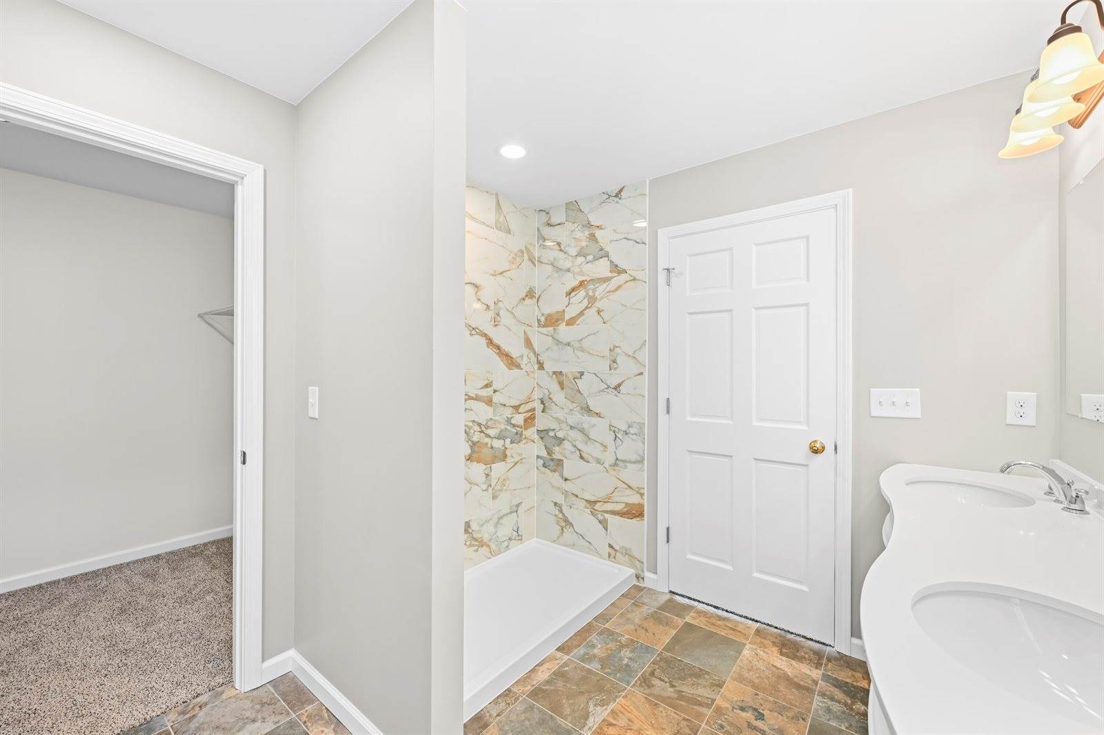 N7437 Grand View Dr, Whitewater, WI 53190