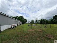 430 County Road 3402, DeKalb, TX 75559