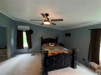 430 County Road 3402, DeKalb, TX 75559