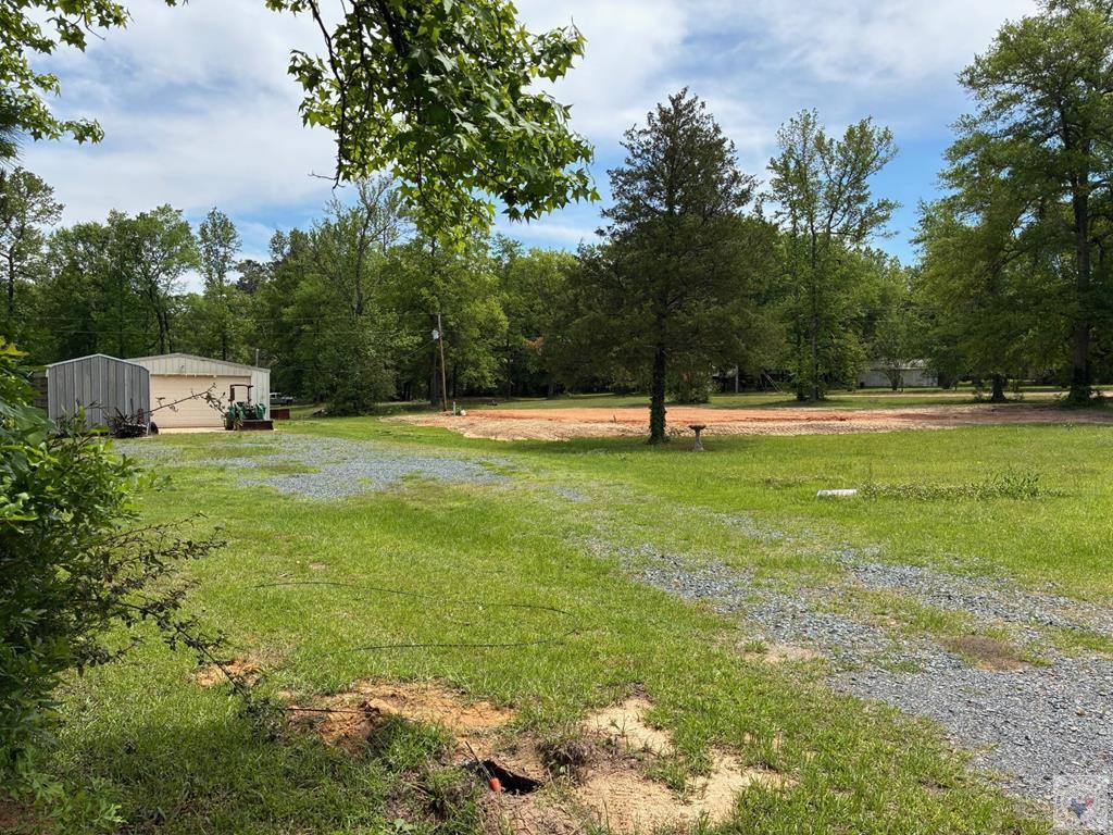 106 Inwood Rd, Texarkana, TX 75503