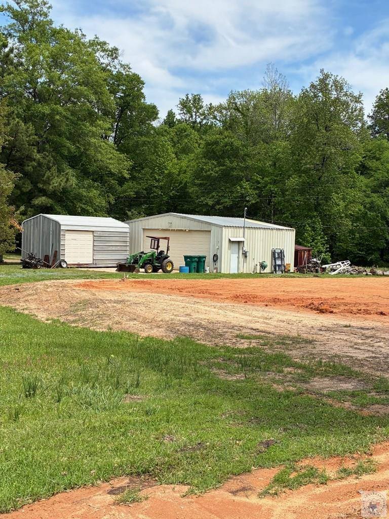 106 Inwood Rd, Texarkana, TX 75503