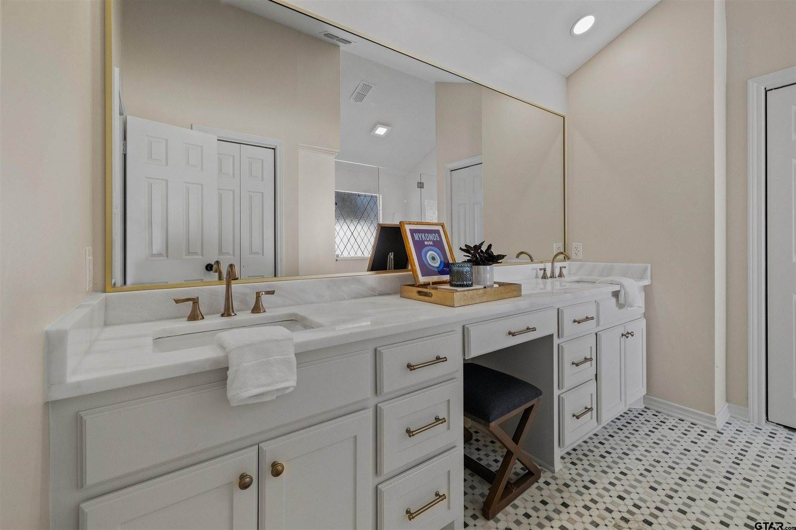 842 Ashford Ct, Tyler, TX 75703