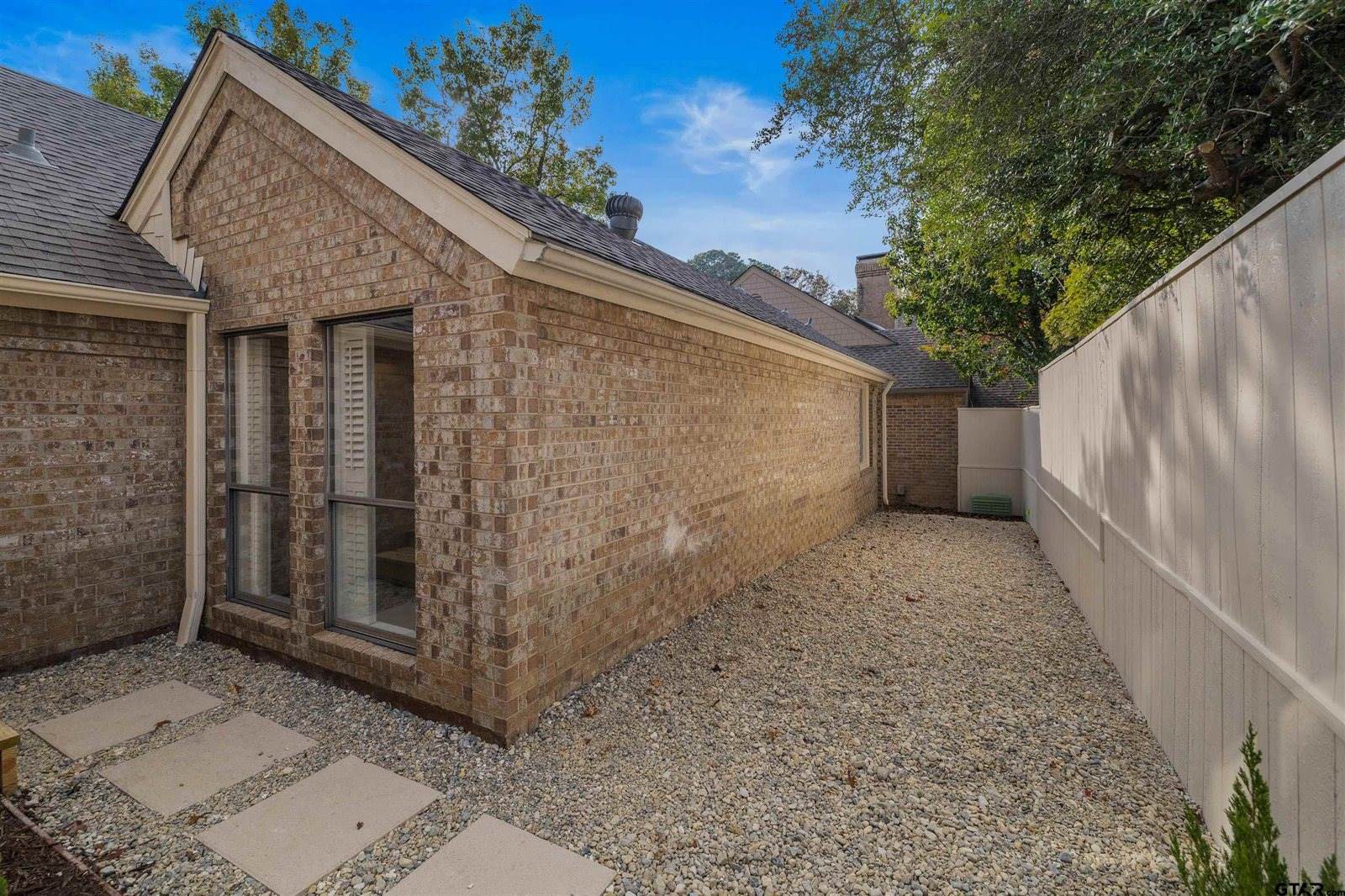 842 Ashford Ct, Tyler, TX 75703