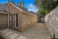 842 Ashford Ct, Tyler, TX 75703