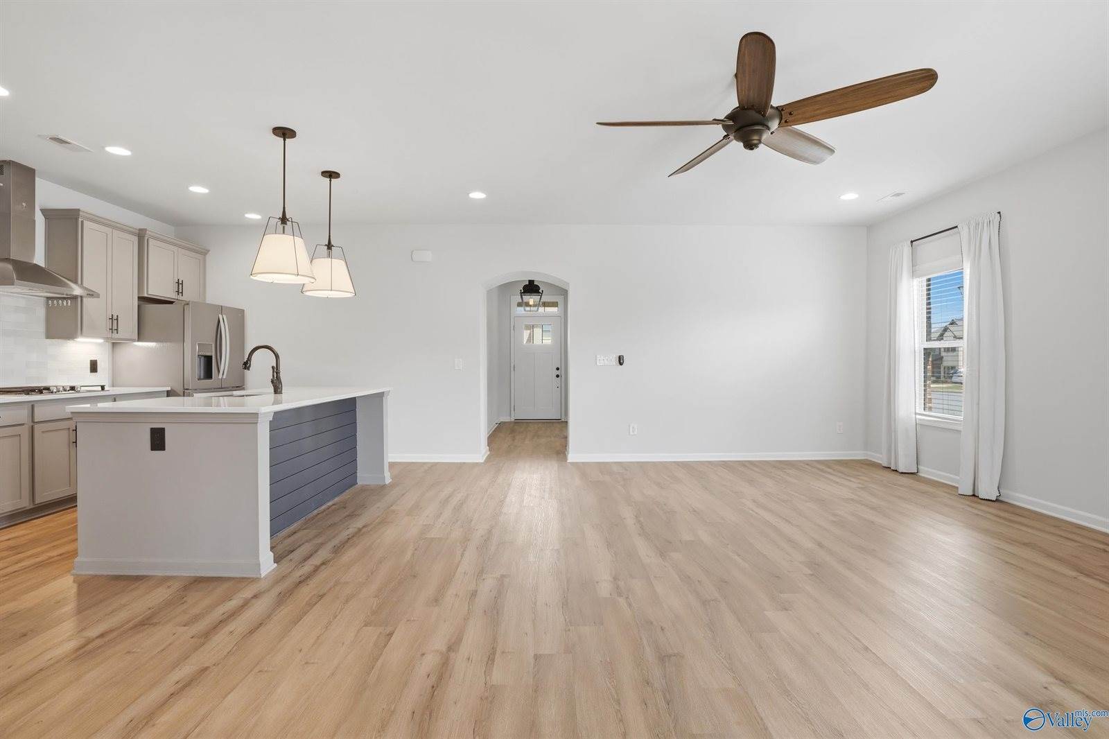 100 Vedra Circle, Meridianville, AL 35759