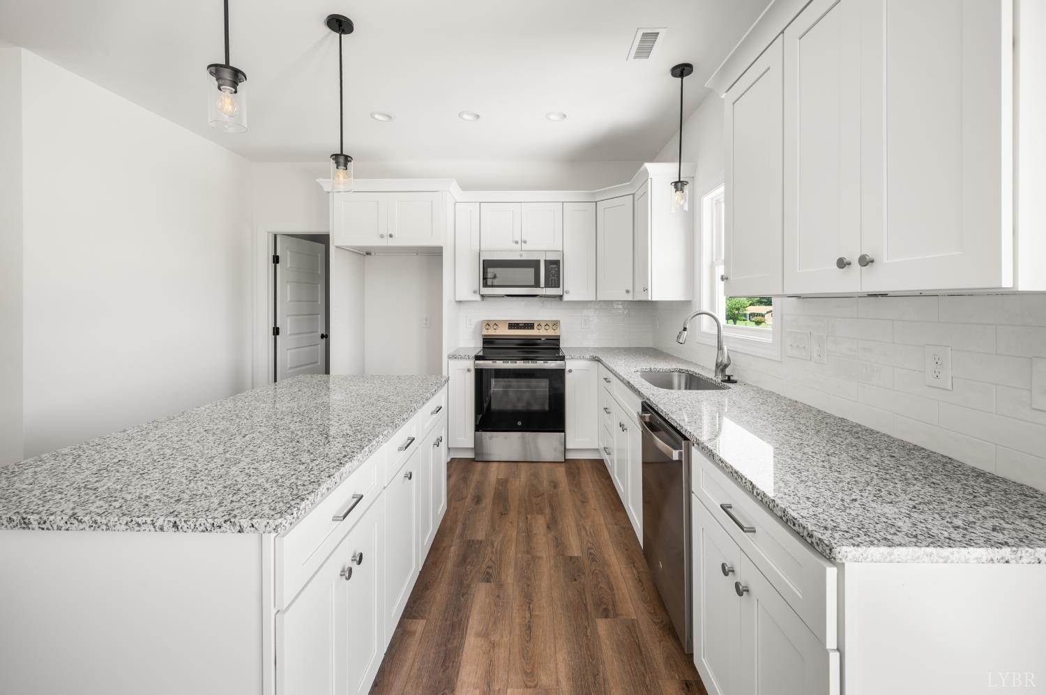 10424 Leesville Road, Lynch Station, VA 24571