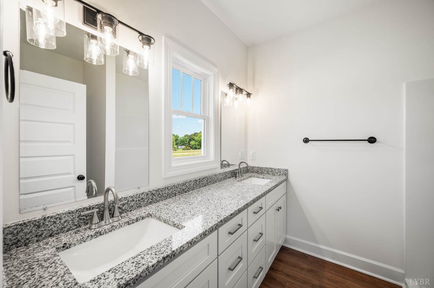 10424 Leesville Road, Lynch Station, VA 24571