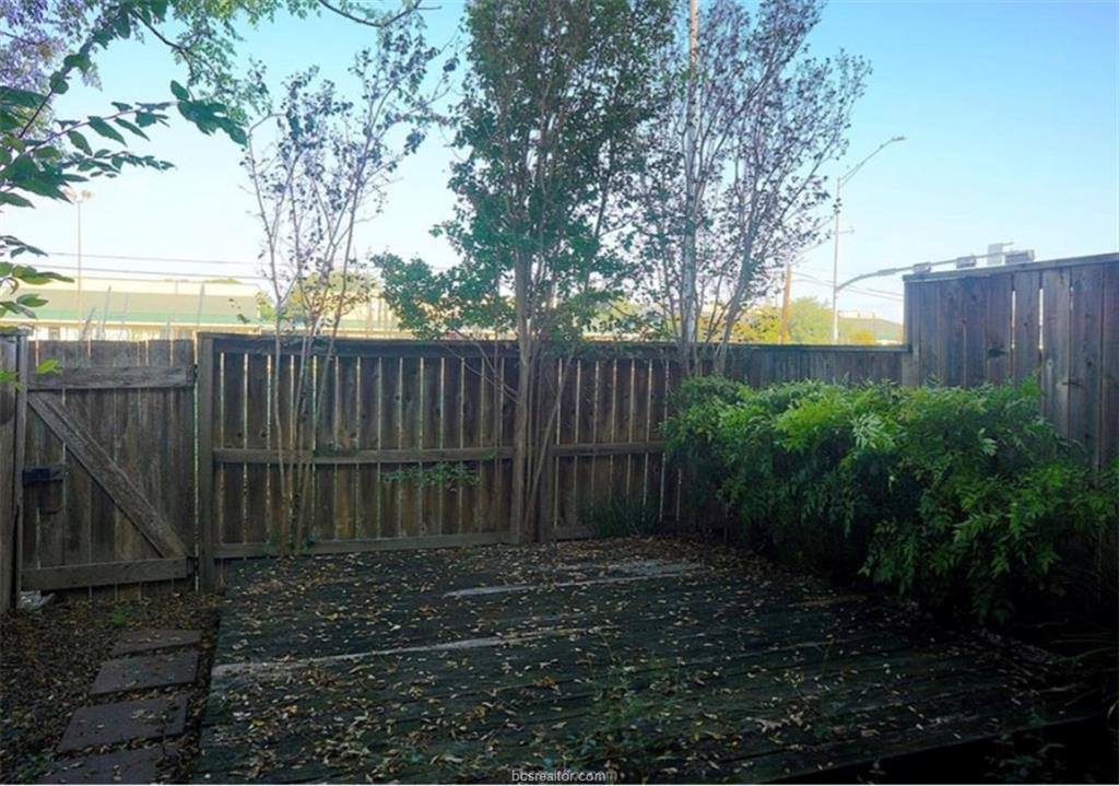 1900 Dartmouth Street, #G4, College Station, TX 77840