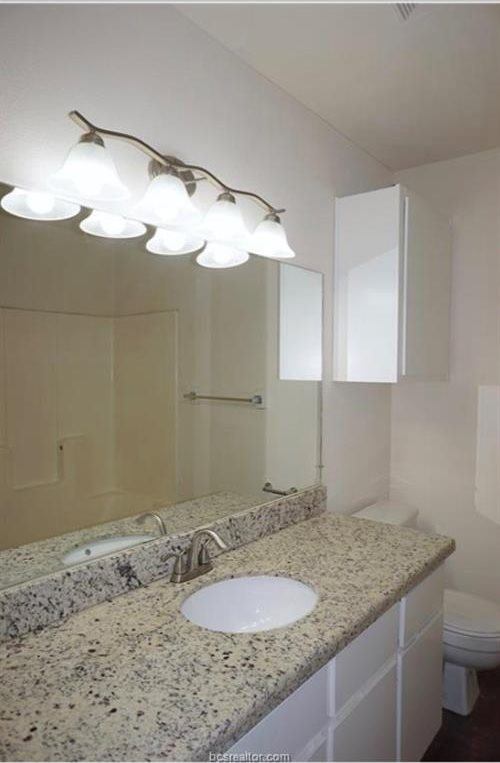 1900 Dartmouth Street, #G4, College Station, TX 77840