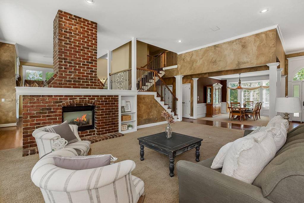 14400 Grant Street, Overland Park, KS 66221