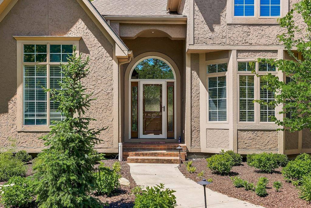 14400 Grant Street, Overland Park, KS 66221