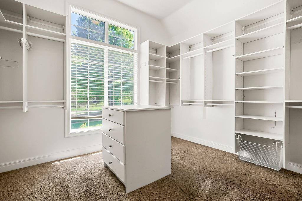 14400 Grant Street, Overland Park, KS 66221