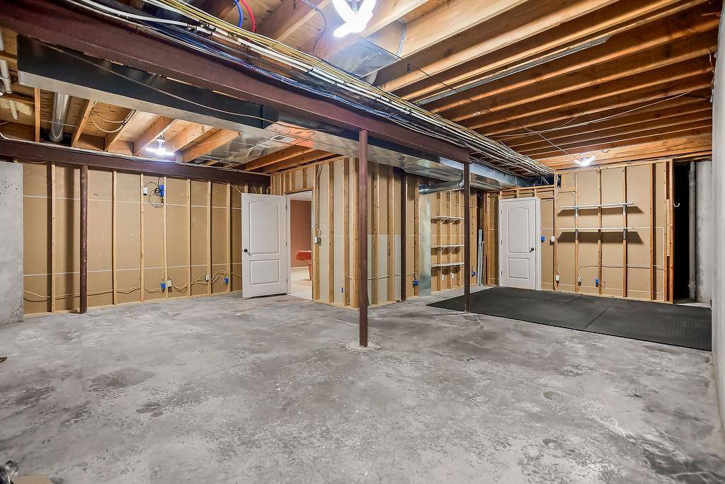 14400 Grant Street, Overland Park, KS 66221