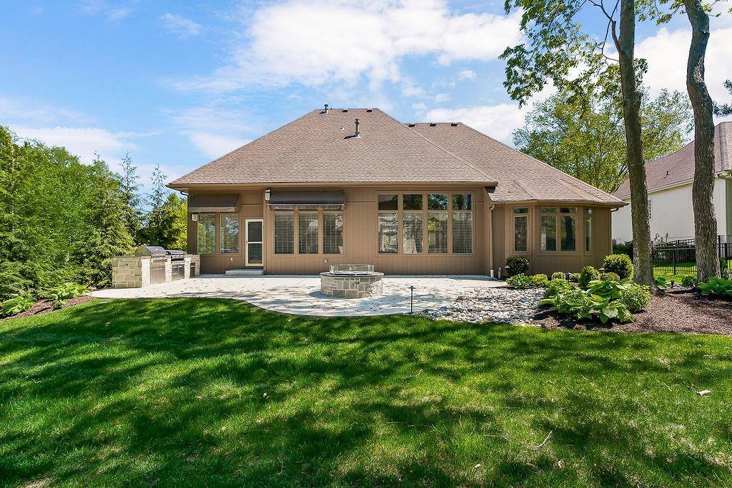 14400 Grant Street, Overland Park, KS 66221