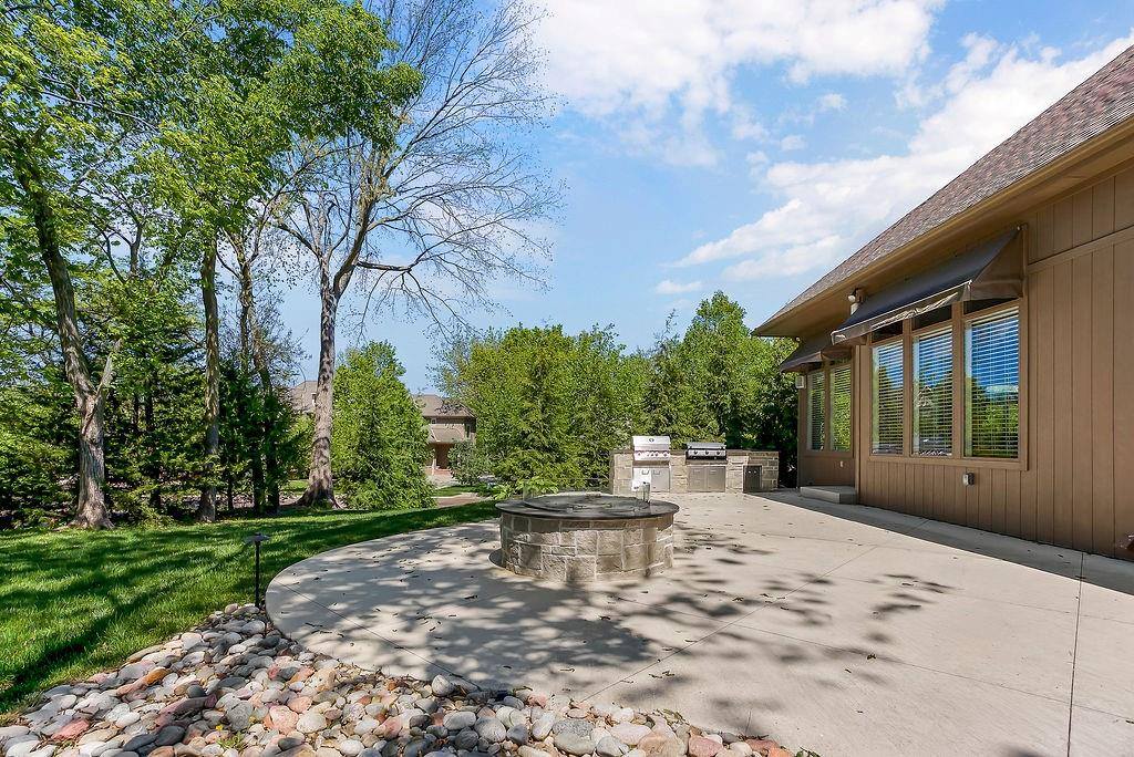 14400 Grant Street, Overland Park, KS 66221