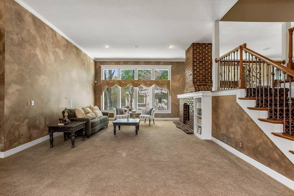 14400 Grant Street, Overland Park, KS 66221